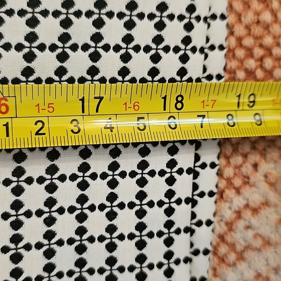 Banana Republic Monochrome Pencil Skirt - Picture 11 of 13